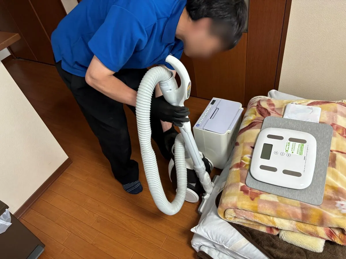 「2Kのマンションから布団・家電などを回収させていただきました」作業写真